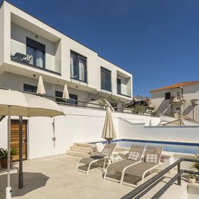 Apartmanok A Tenger Mellett Medencével Rastici, Ciovo - 17889 Rastići