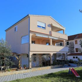 Apartmanok A Tenger Mellett Seget Vranjica, Trogir - 17989 Seget Vranjica