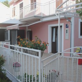 Apartmanok A Tenger Mellett Sparadici, Sibenik - 18043 Šparadići