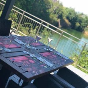 Restaurace a Penzion Vista Bradlec