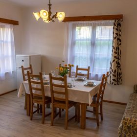 Hajnalka Apartman Badacsonytomaj