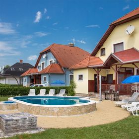 Nemeshegyi Nyaraló Balatonmáriafürdő