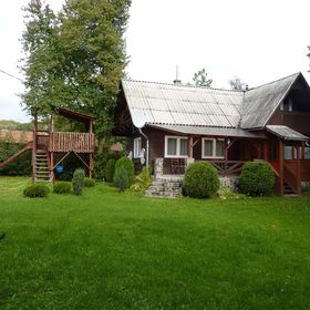 Casa la cheie Döme-bá Izvoare