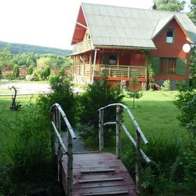 Casa la cheie Ábel Izvoare