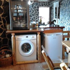 Cabana Dzsesszika és Erik Cașinu Nou