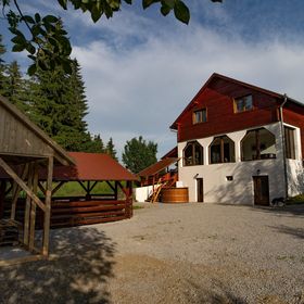 Cabană Bucsin Borzont