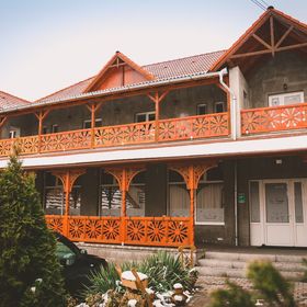 Restaurant & Pensiunea Máté Corund