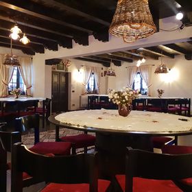 Cabana Aki Târgu Neamț