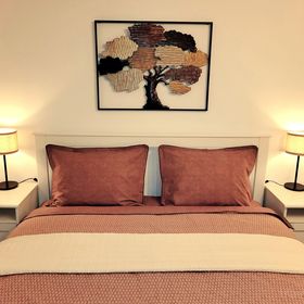 Rose Garden House București