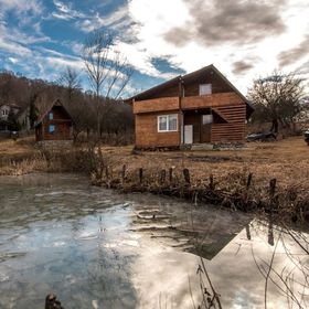 Căbănuța Sofia Galeșu