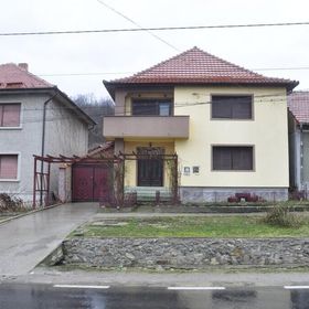 Casa de vacanță Alina Eșelnița