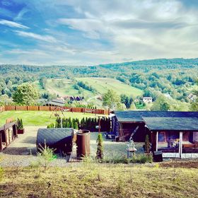 Bieszczadzka Osada Stanowisko domy z saunami i jacuzzi 