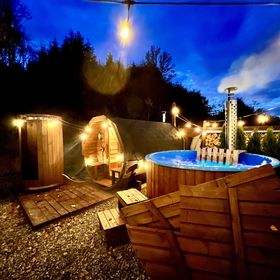 Bieszczadzka Osada Stanowisko domy z saunami i jacuzzi 