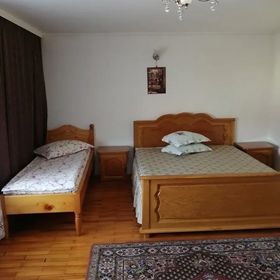 Casa Laur Mănăstirea Humorului