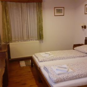 Cabana Tankó Lunca de Sus