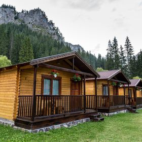 Căsuțele Suhardul-Mic Lacu Roșu