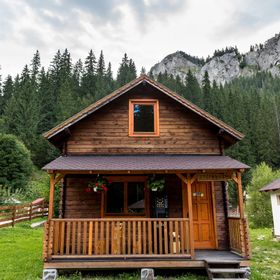 Căsuțele Suhardul-Mic Lacu Roșu