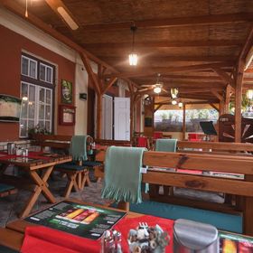 Fekete Ló Étterem és Panzió Eger