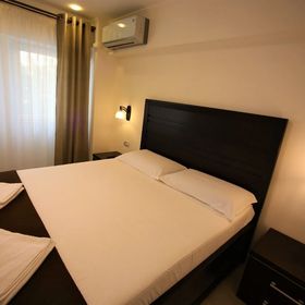 Garsoniera Sara Târgu Jiu