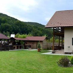 Pensiunea Fényes Câmpu Cetății