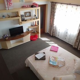 Casa de oaspeți La Caras Sulina