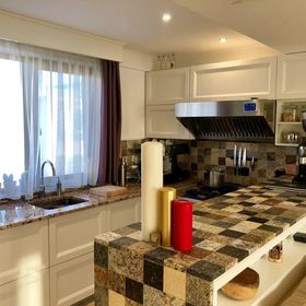 Casa Ta la Malul Marii Mamaia