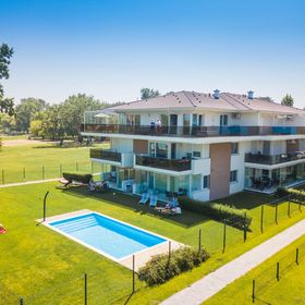 Luxy Beach Apartman Siófok