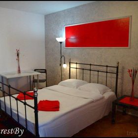 Apartament Studio Red & Black București