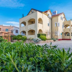 Apartments Partelj Vir