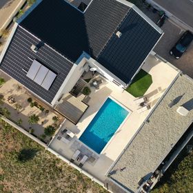 Apartments Olujic Vir