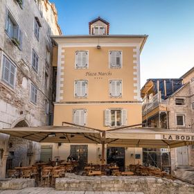 Plaza Marchi Old Town Split - MAG Boutique Hotels