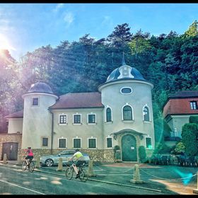 Pokoje Zámeček pod hradem s restaurací Starý Jičín