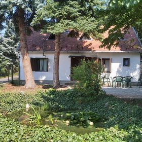 Erdő Szélén Házikó Vendégház Gyenesdiás