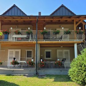 Szemesi Apartman Balatonszemes