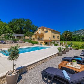 Apartman Emaris Tribalj