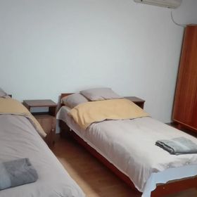 Enzo Vendégház Lánycsók