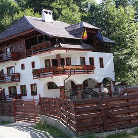 Casa Elena Pârâul Rece