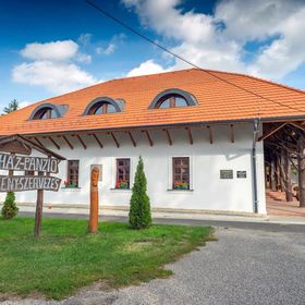Faluház Panzió Zalaszentlászló