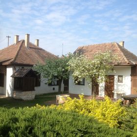 Telihold Vendégház Nagybörzsöny