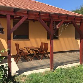 Panoráma Apartman Ház Pannonhalma