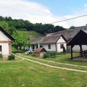 Pusztakisfalu Vendégház Lovászhetény