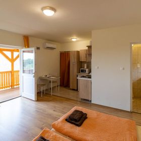 Montana Vendégház Balatonederics