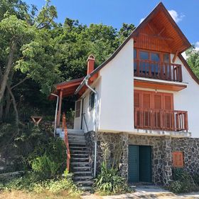 Panoráma Kilátó Vendégház Monoszló