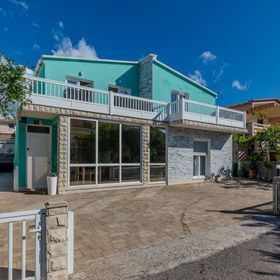 Apartments Jozef Vir