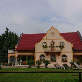 Marika Apartman 2 Lesencetomaj