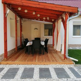 White House Apartman Bogács