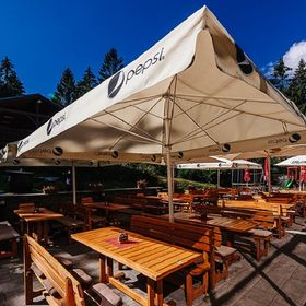 Hotel Obří Sud Dlouhý Most