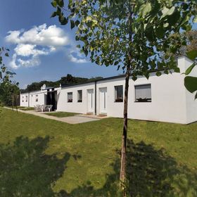 Modern Művész Szállás & Pihenőpark Gyömrő