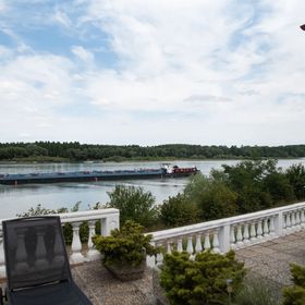 Duna Panoráma Panzió*** Gönyű