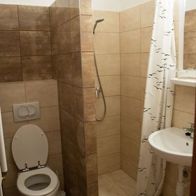 Anker Étterem & Panzió *** Gönyű